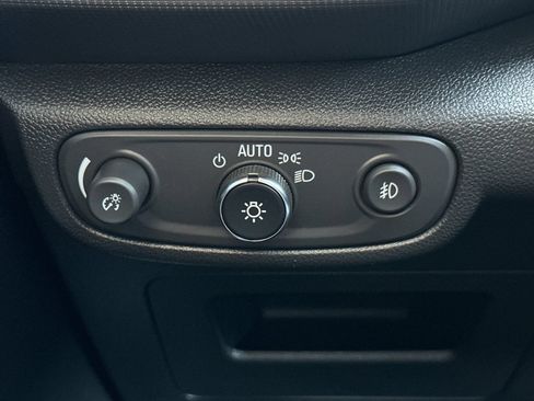 Used 2023 Chevrolet TrailBlazer ACTIV w/ Sun and Liftgate Package FWD image 34
