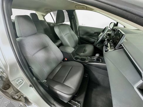 Used 2024 Toyota Corolla LE FWD image 33