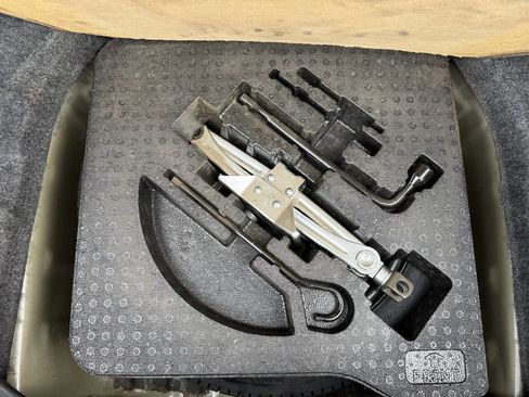 Used 2010 Honda Accord EX image 33