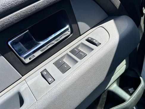 Used 2013 Ford F150 XLT w/ Mid Equipment Group AWD/4WD image 16