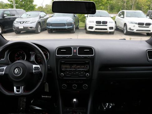 Used 2013 Volkswagen Golf 4-Door FWD image 47