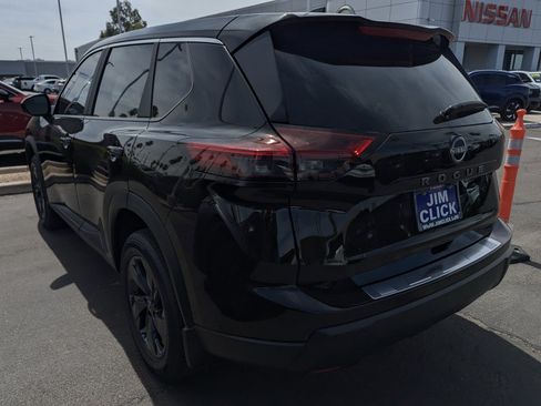 New 2026 Nissan Rogue SV FWD image 4