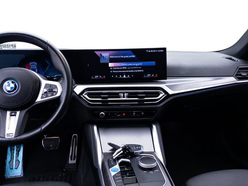 Used 2024 BMW i4 eDrive40 w/ M Sport Package RWD image 11