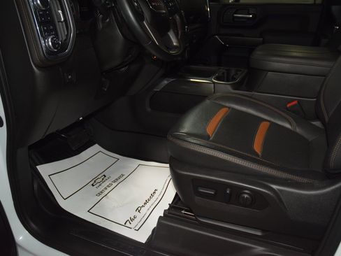 Used 2023 GMC Sierra 2500 AT4 w/ AT4 Premium Plus Package image 43