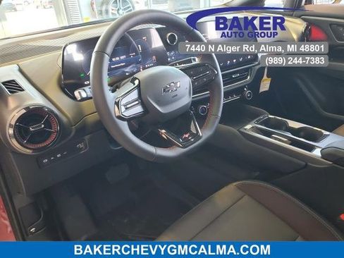 New 2025 Chevrolet Equinox EV RS image 8