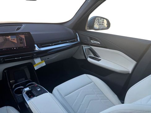New 2026 BMW X1 xDrive28i w/ Technology Package image 25