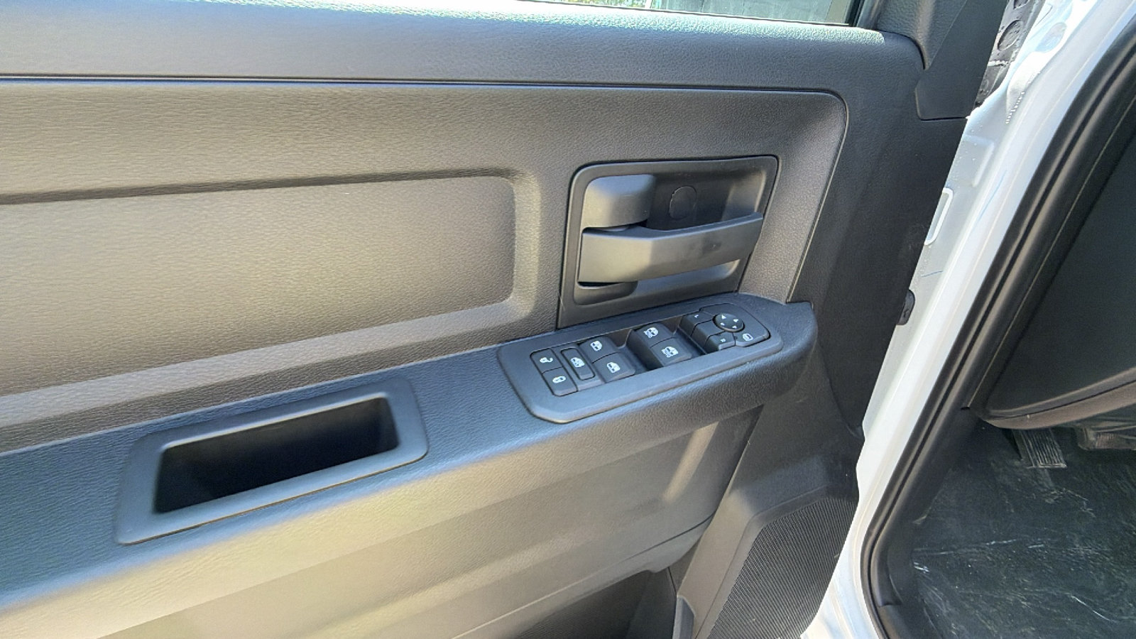 New 2026 RAM 2500 Tradesman AWD/4WD image 15
