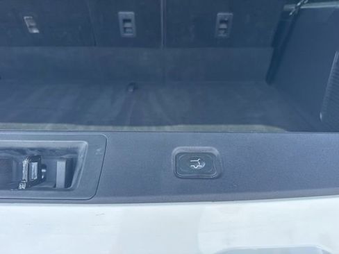 Used 2025 Ford Expedition Max Active AWD/4WD image 27
