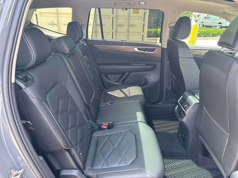New 2026 Volkswagen Atlas SE FWD image 28
