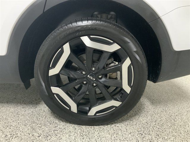 Used 2025 Kia Telluride S AWD/4WD image 12