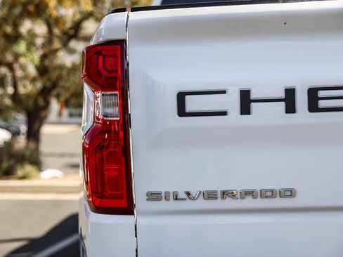 Used 2019 Chevrolet Silverado 1500 Custom RWD image 7