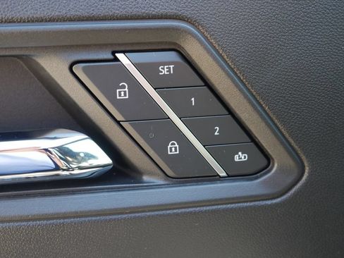New 2026 Chevrolet Colorado ZR2 w/ Technology Package AWD/4WD image 19