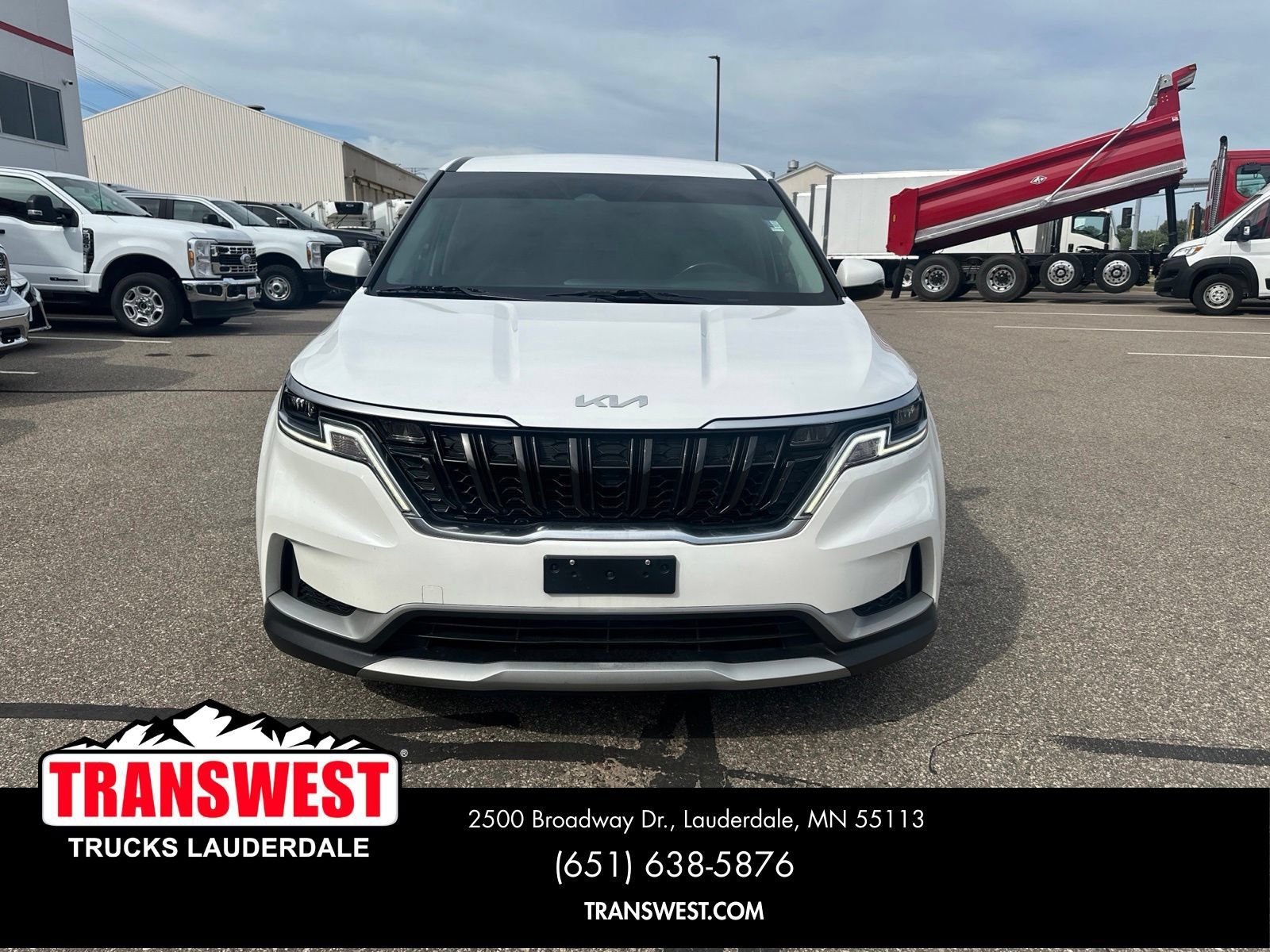 Used 2022 Kia Carnival LX FWD image 8