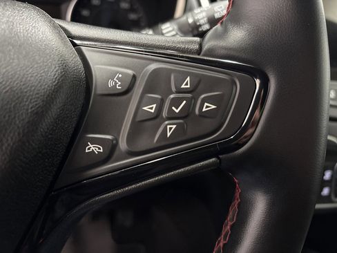 Used 2023 Chevrolet Equinox RS image 26