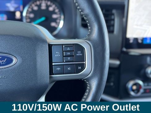 Used 2024 Ford Expedition XLT image 8