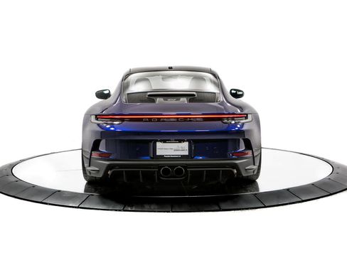 Certified 2022 Porsche 911 GT3 RWD image 6