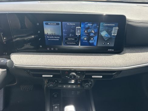 New 2026 Nissan Kicks SV FWD image 19
