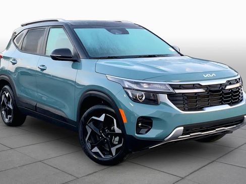 Used 2025 Kia Seltos S FWD image 3