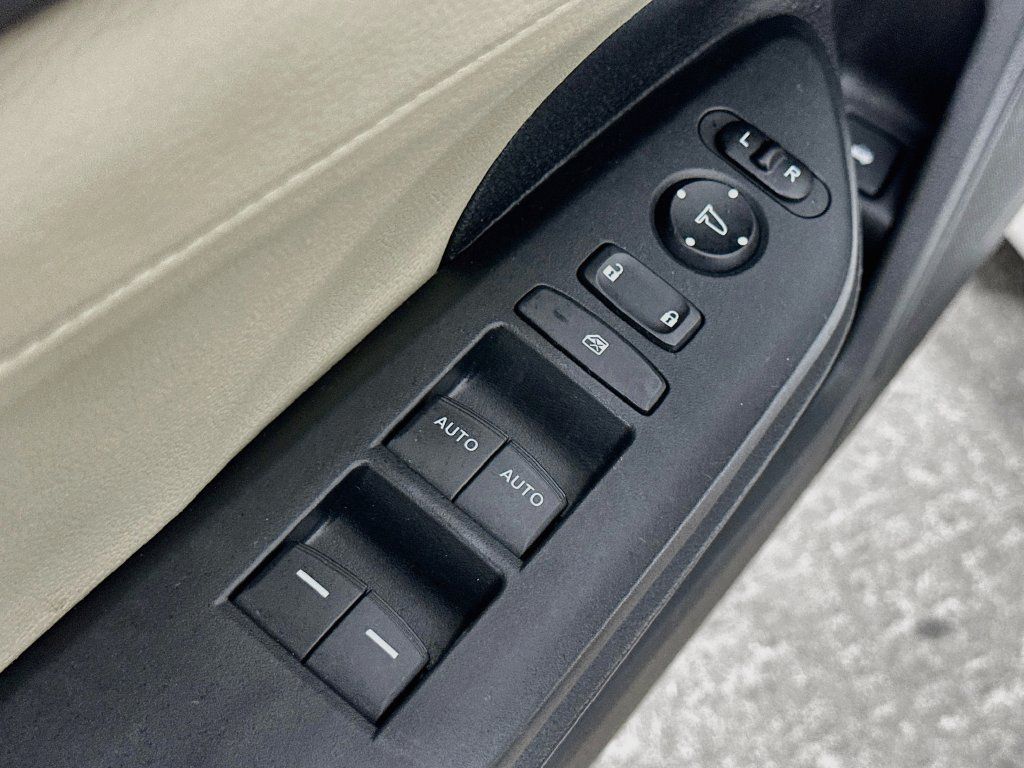 Used 2019 Honda Civic EX-L image 21