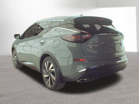 Used 2024 Nissan Murano SL image 2