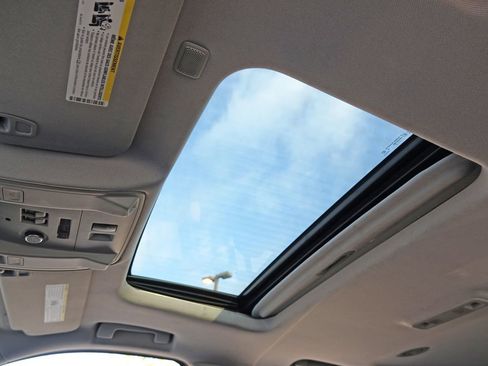 Used 2016 Chevrolet Tahoe LTZ image 10