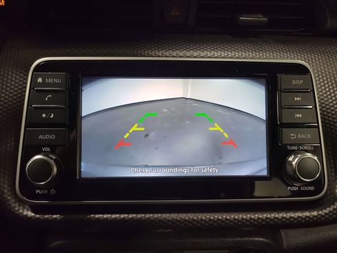 Used 2020 Nissan Kicks S image 20