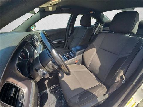 Used 2022 Dodge Charger SXT RWD image 15