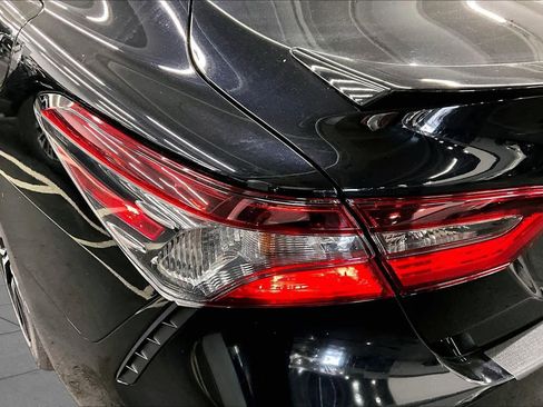 Used 2024 Toyota Camry SE w/ Blackout Package (TMS) FWD image 28