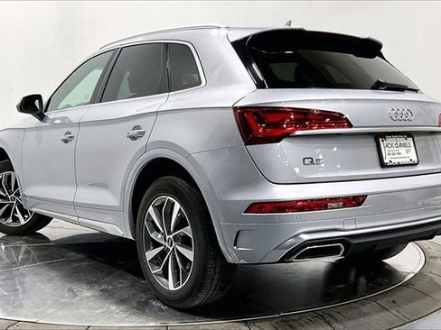 Used 2022 Audi Q5 2.0T Premium image 11