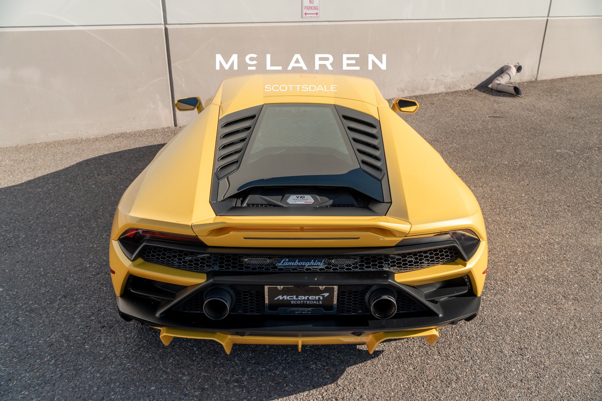 Used 2021 Lamborghini Huracan EVO RWD image 29