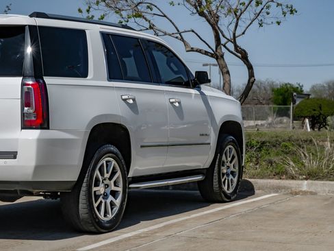 Used 2018 GMC Yukon Denali RWD image 11