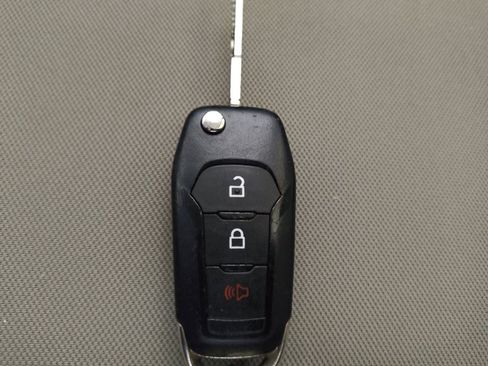 Used 2021 Ford EcoSport S FWD image 32