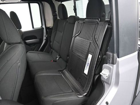 Used 2020 Jeep Gladiator Sport w/ Quick Order Package 24S image 25