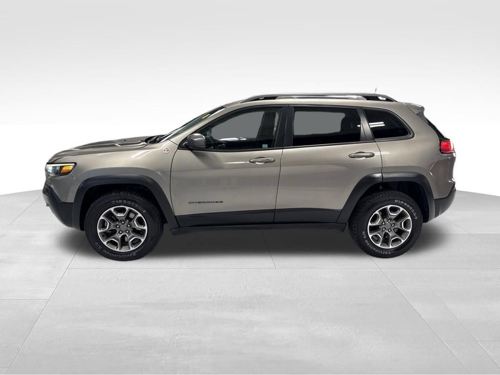 Used 2021 Jeep Cherokee Trailhawk w/ Sun, Sound & Nav Group AWD/4WD image 3