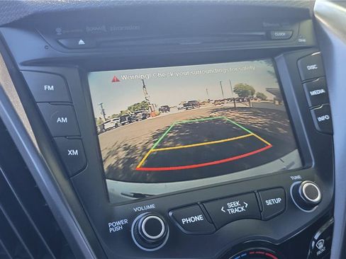 Used 2015 Hyundai Veloster Turbo FWD image 16