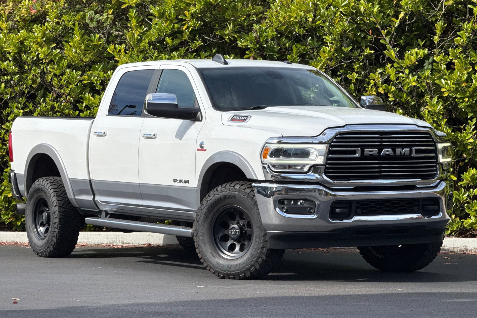 Used 2019 RAM 2500 Laramie AWD/4WD image 2