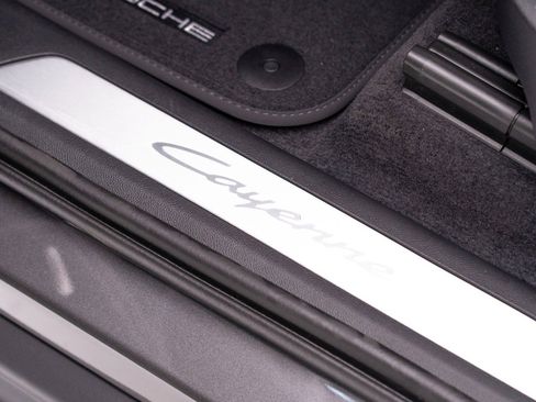 New 2026 Porsche Cayenne E-Hybrid image 15