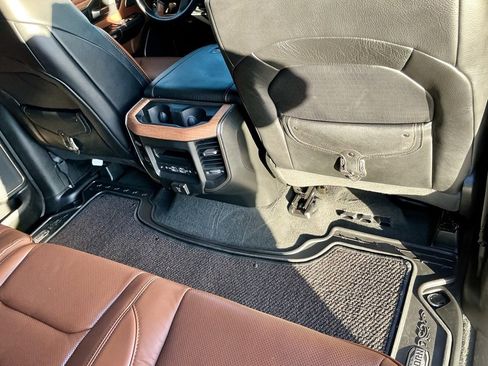 Used 2023 RAM 1500 Limited image 27