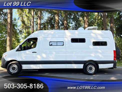 Used 2019 Mercedes-Benz Sprinter 170 image 14