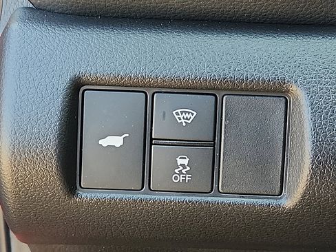 Used 2025 Honda Pilot TrailSport image 26