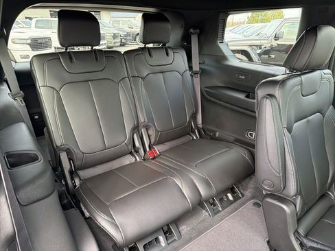 New 2026 Jeep Grand Cherokee L Limited w/ Limited Altitude Package RWD image 18