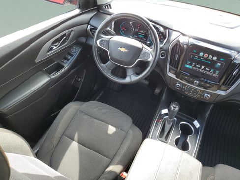 Used 2018 Chevrolet Traverse LT FWD image 14