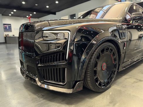 Used 2026 Rolls-Royce Cullinan image 3