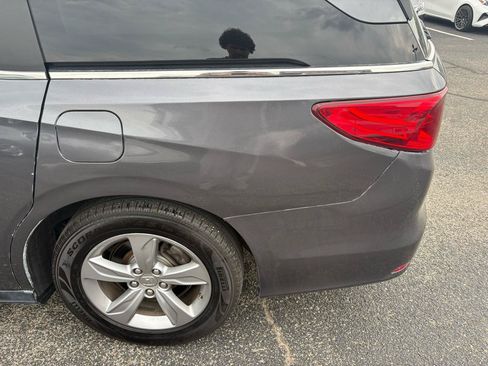 Used 2018 Honda Odyssey EX image 56