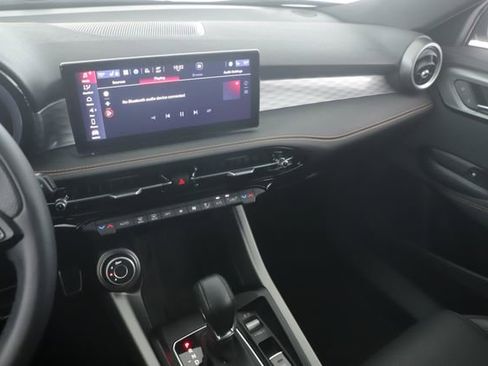 Used 2025 Alfa Romeo Tonale w/ Premium Package image 24