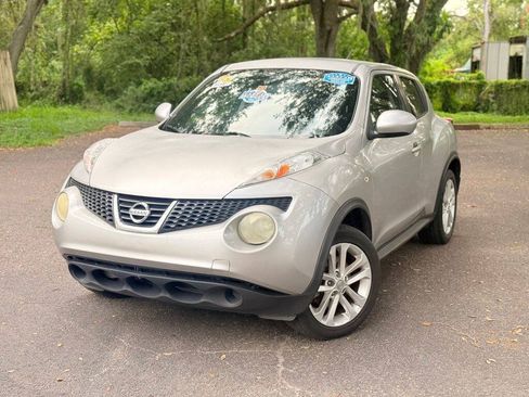 Used 2012 Nissan Juke S FWD image 1