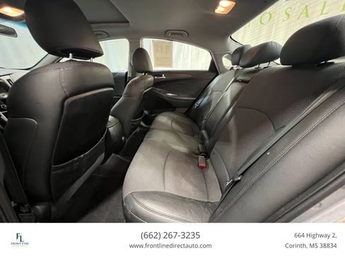 Used 2011 Hyundai Sonata SE w/ Navigation & Sunroof Pkg 4 image 12