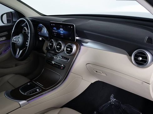Certified 2022 Mercedes-Benz GLC 300 4MATIC image 9