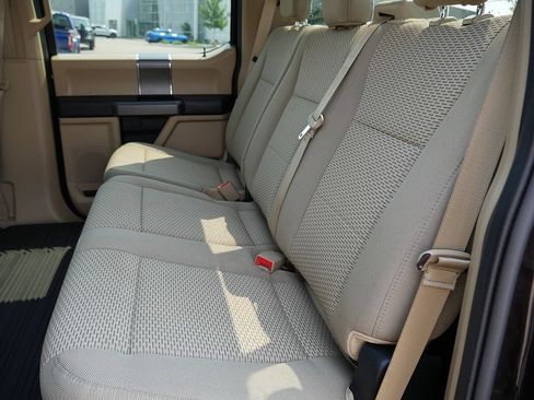 Used 2020 Ford F150 XLT w/ Equipment Group 302A Luxury AWD/4WD image 17