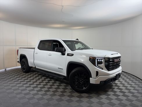 Certified 2025 GMC Sierra 1500 Elevation AWD/4WD image 1